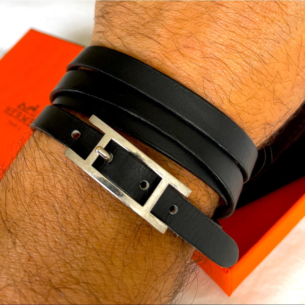 Hermès two toned leather wrap bracelet.
